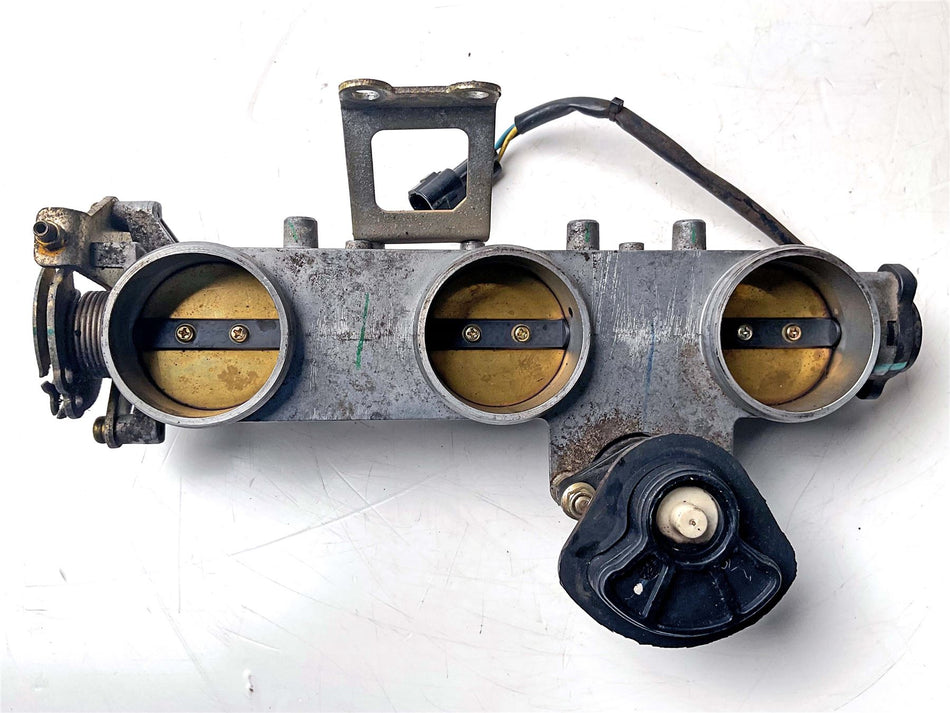 2004 Triumph Sprint ST Throttle body - T1240560