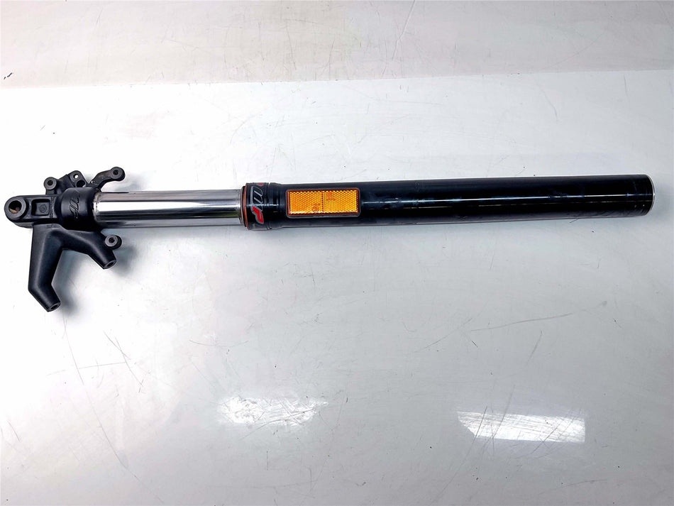 2022 KTM Duke 125 Left Fork - 94301001000