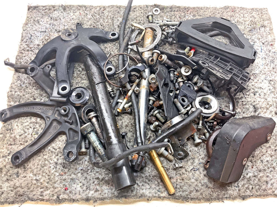 2017 KTM 1290 Super Duke R Assorted Nuts, Bolts & Fixings
