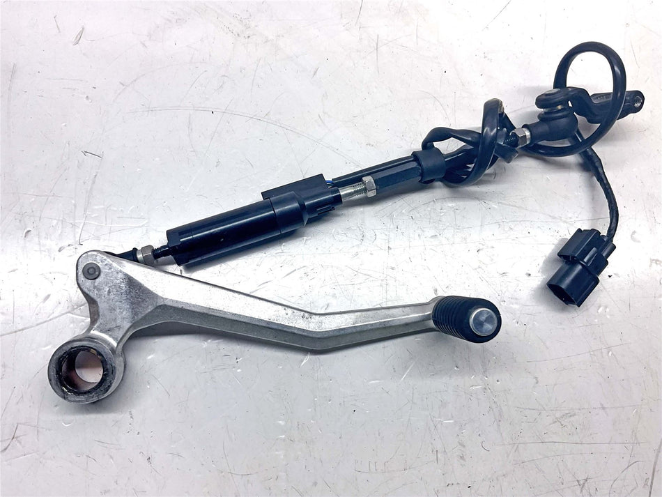 2021 Suzuki GSX1300R Hayabusa Gear Lever & Rod - 2560010L00000