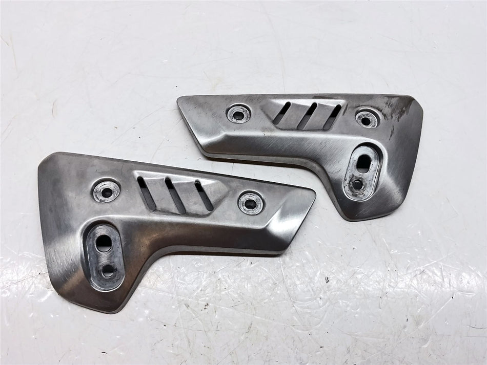 2024 Triumph Speed Triple 1160 RS Left & Right Radiator cowl finishers - T2100895