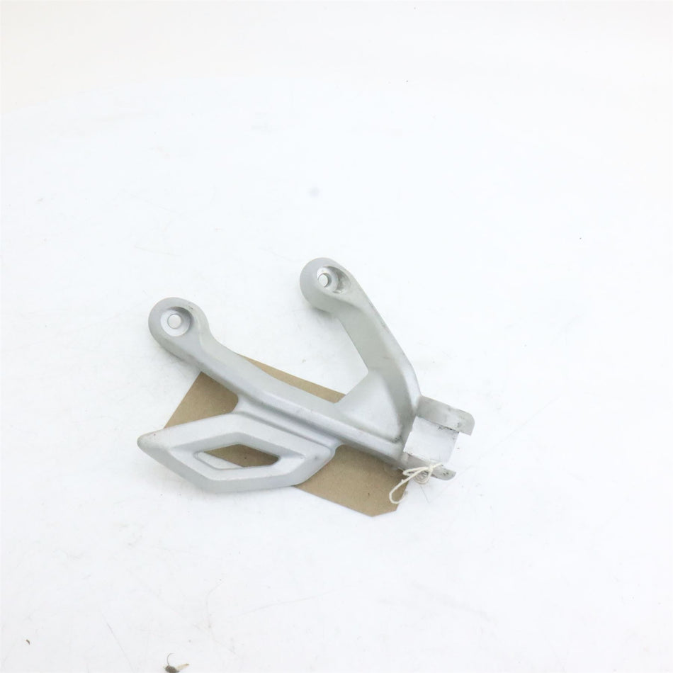 2022-2024 TRIUMPH TIGER 850/900 R/H Rear Footrest Hanger - T2082359