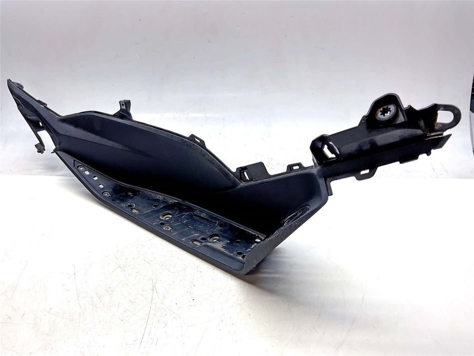 2024 Yamaha NMAX 125 Footboard - B6HF74880000