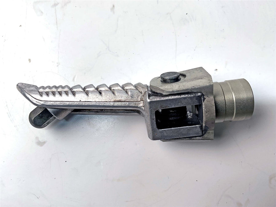 2008 Suzuki GSX-R1000 K8 Right Foot peg - 4351641G00000