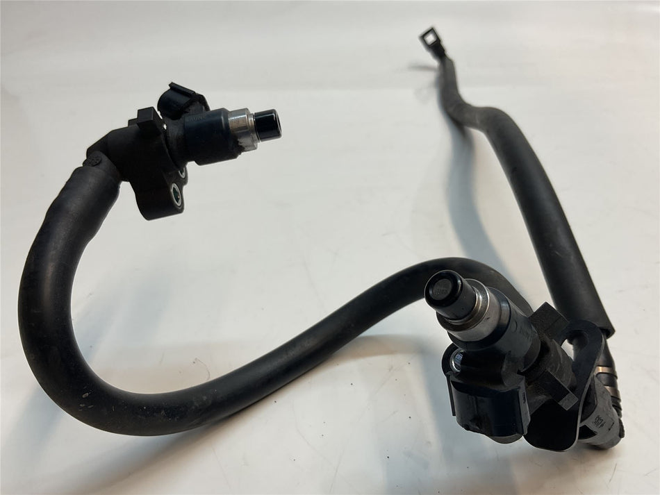 2008 Honda Transalp XL700V Fuel Injector Rail - 16450MEW922