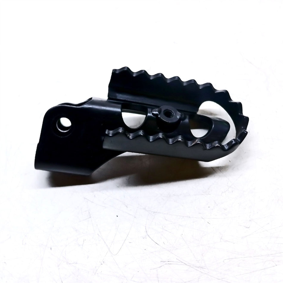 2025 Royal Enfield Himalayan Left Front Footrest