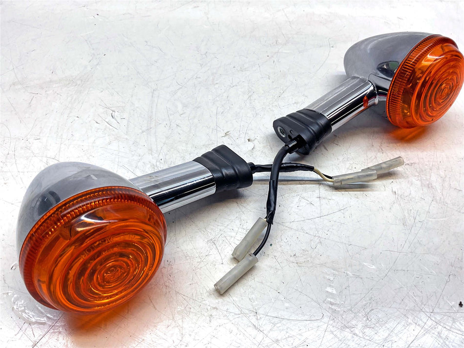 2023 Triumph Bonneville T120 Left & Right Rear Indicators - T2706777