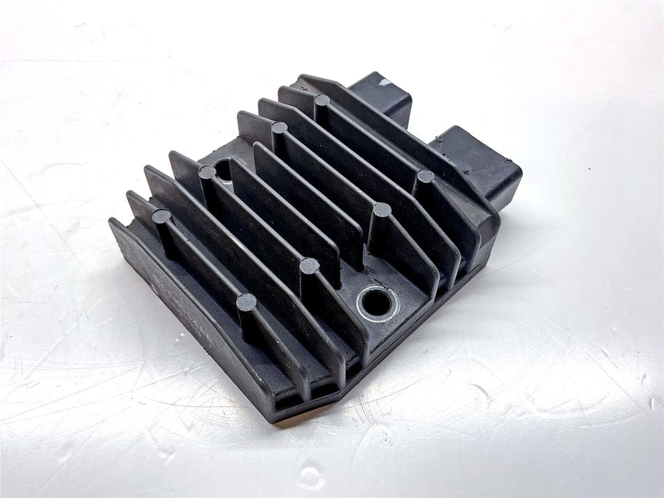 2008 Honda CBR1000RR Fireblade Regulator Rectifier - 31600KVZ631
