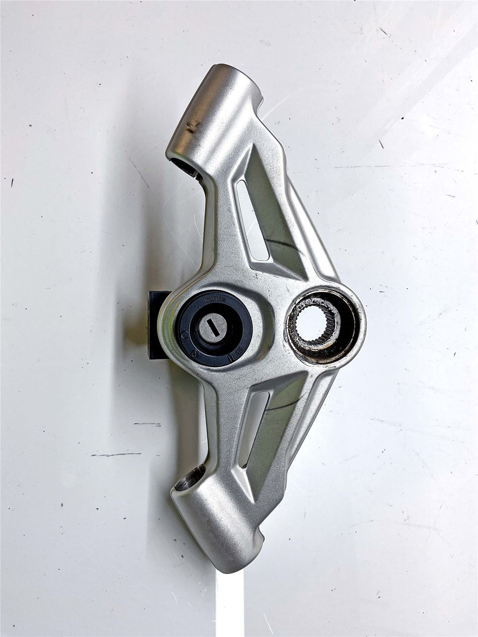 2011 Bmw K1300 S Top Yoke