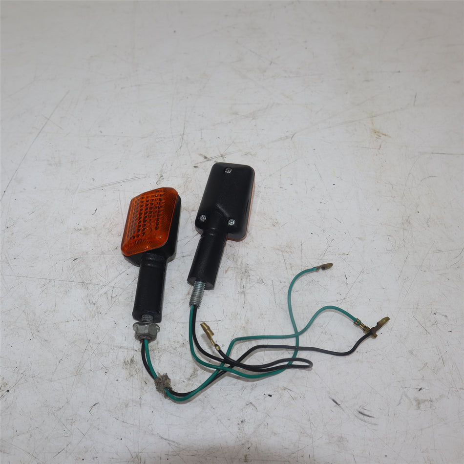 1999 DUCATI 750 SUPERSPORT Rear Indicator (Pair) - 800074505