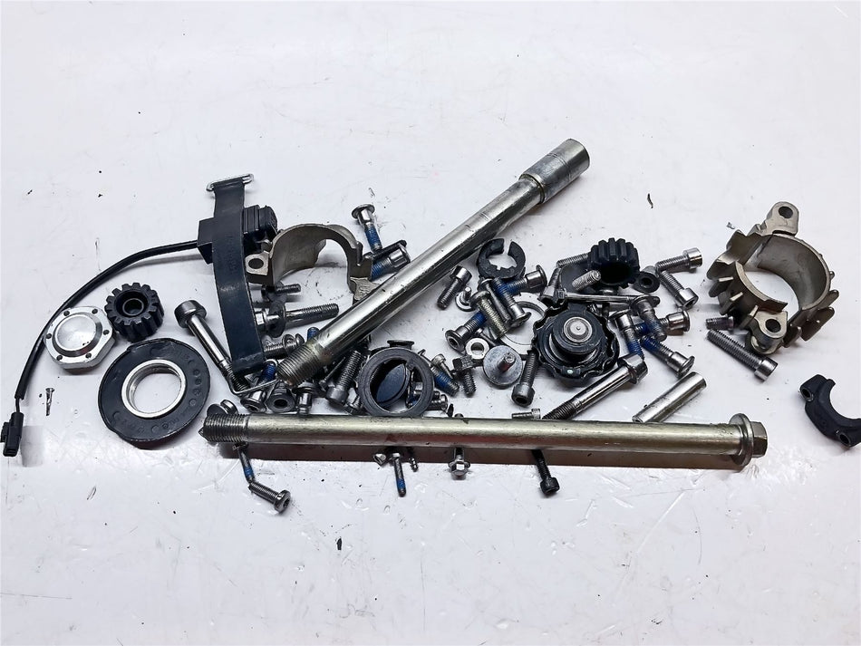 2022 Triumph Speed Twin 1200 Box of Nuts. Bolts & Fixings - B59558BBB
