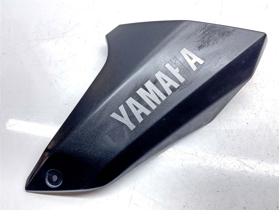 2014 Yamaha MT-09 Righthand Air Intake Fairing Panel  - 1RC2137X00