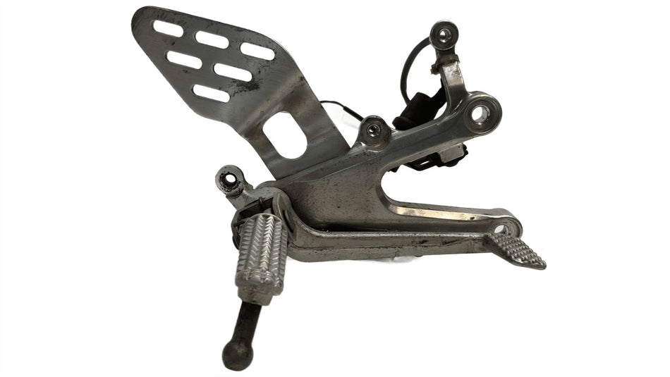 2005 Yamaha YZF R6 Front Right Footrest & Hanger 5SL2744300