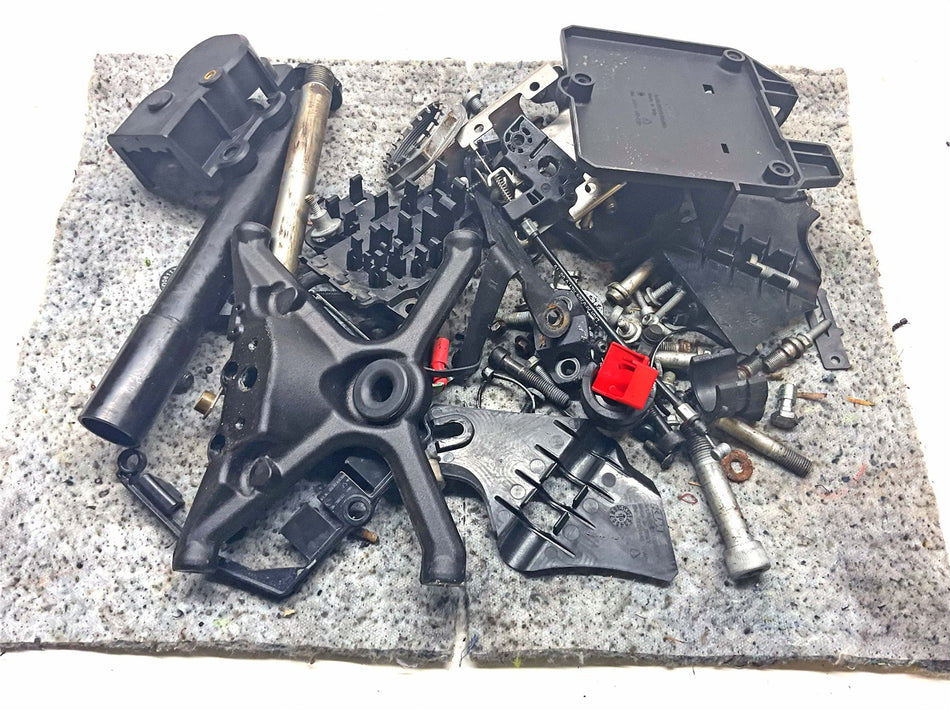 2017 KTM 1290 Super Duke R Assorting Fixings & Bolts - B59745BOBAB