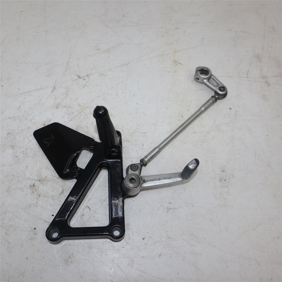 1999 DUCATI 750 SUPERSPORT Left Rider Footrest - 82410441A