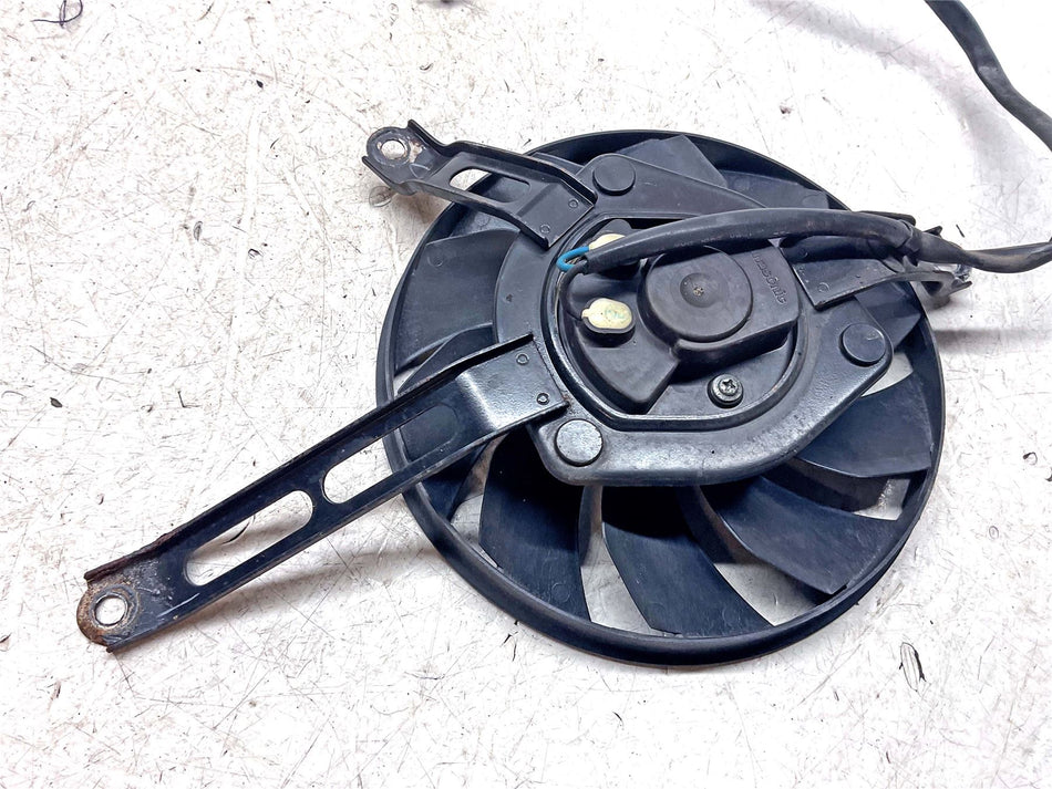 2018 Yamaha MT-10 Right Fan - B67124051000