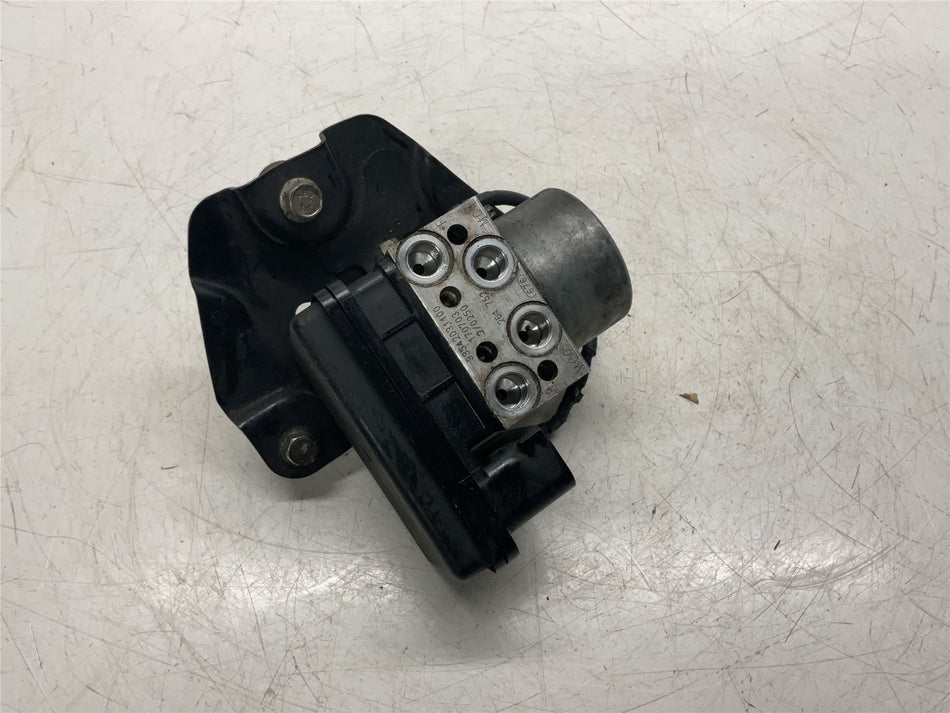 2017 KTM Duke 125 ABS Pump - 93542031144
