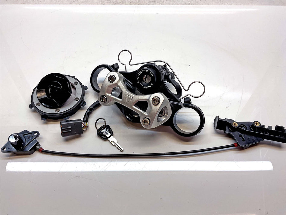 2023 Triumph Street Triple 765 R Lock Set - T2505623