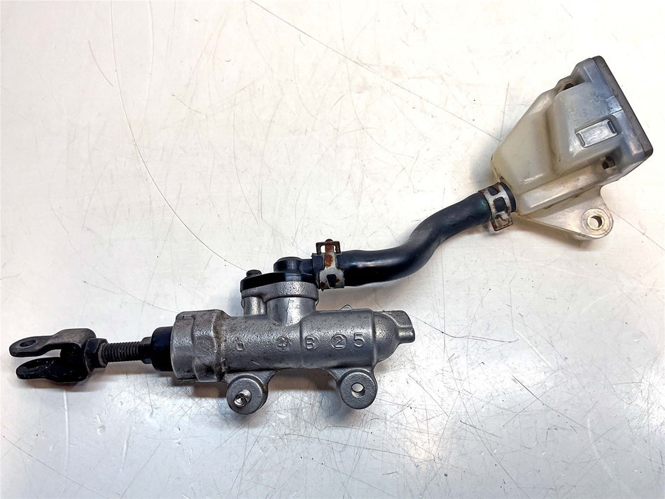 2004 Suzuki GSX-R1000 Rear Brake Master Cylinder - 6960016G00000