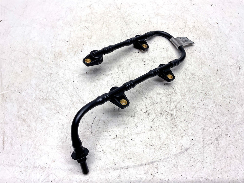 2021 Aprilia RSV4 RR Upper fuel rail - 858807