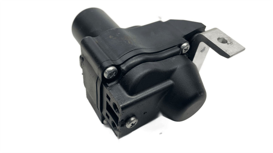 2018 Yamaha YZF R1 Exhaust Valve Actuator Servo 2CR8582000