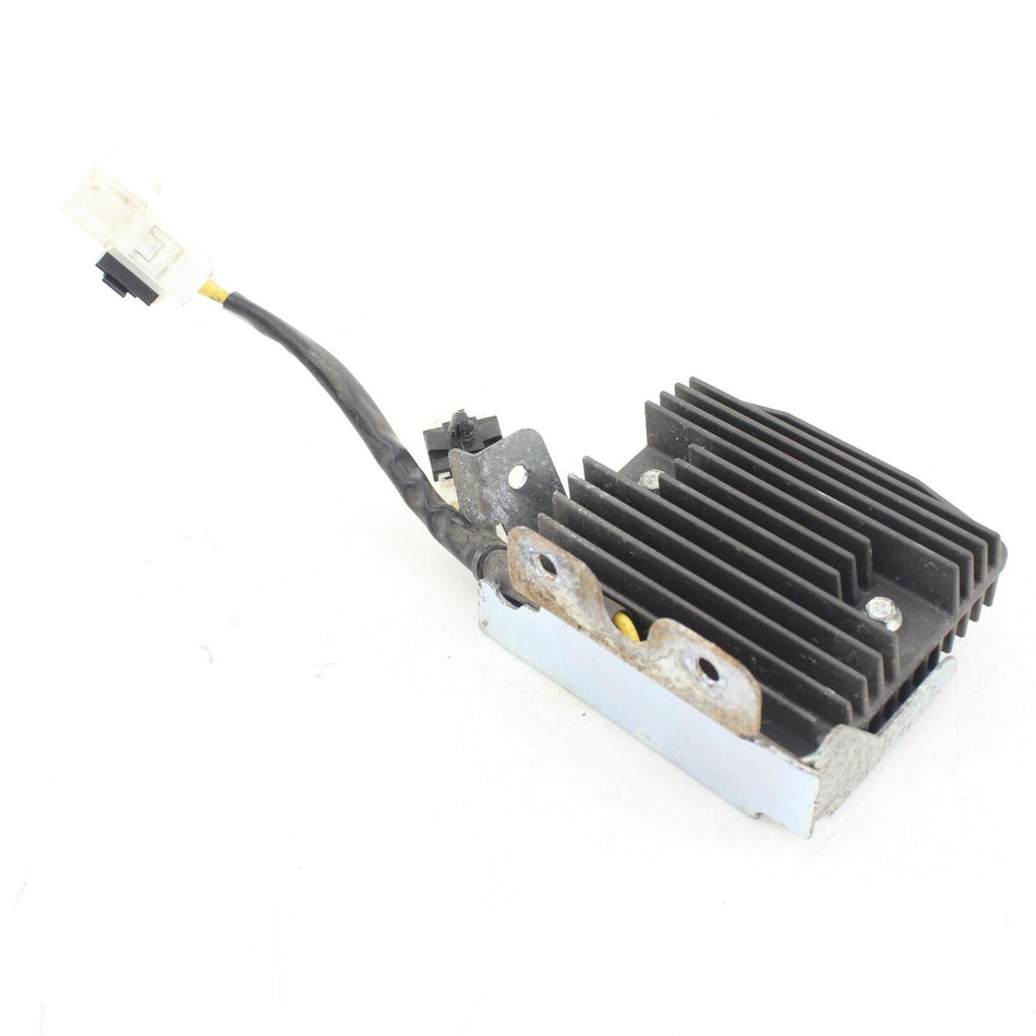 2010-ON PIAGGIO VESPA GTV 300 Regulator/Rectifier - 641709