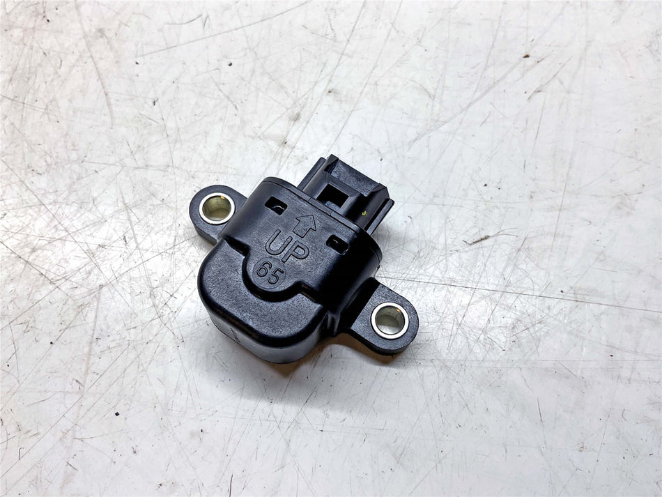 2025 Kawasaki Z900 ZR900 Bank Angle Tip Sensor