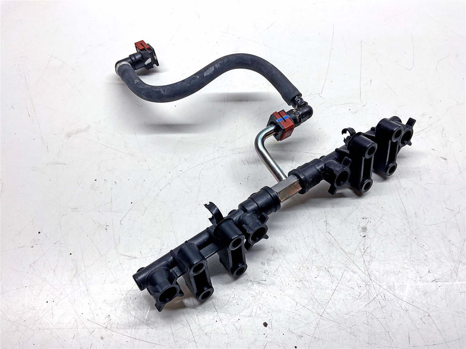 2019 Kawasaki Z900 ZR900 Fuel Injector Rail - 490560049