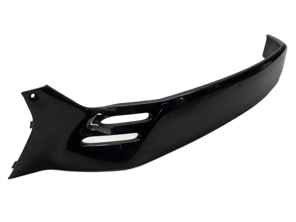2017 Vespa GTS300 Super Lower Side Fairing 1B000008