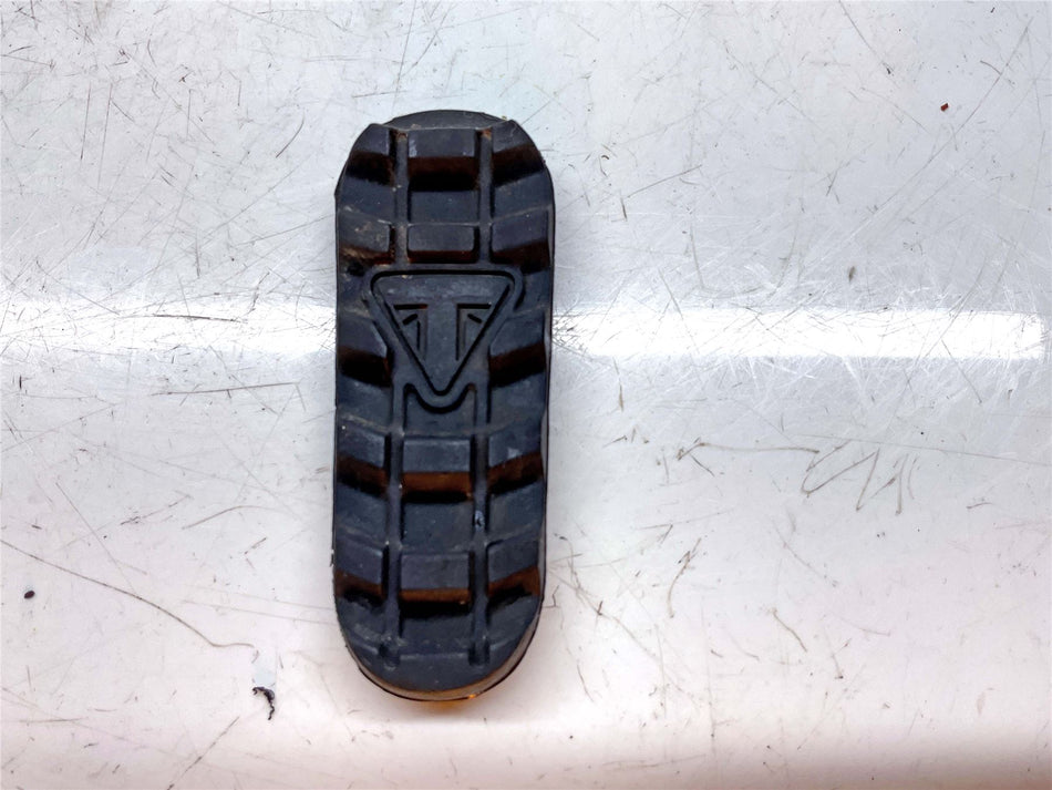 2021 Triumph Scrambler 1200 XE LHR Footrest Rubber - T2082289