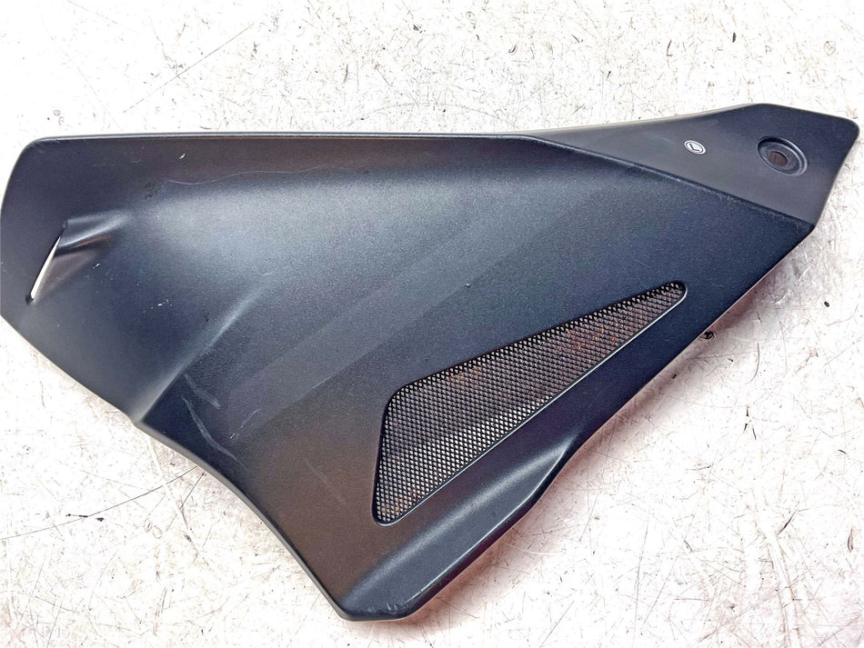 2018 Yamaha MT-10 Left Side Panel & Grill - B672842M00