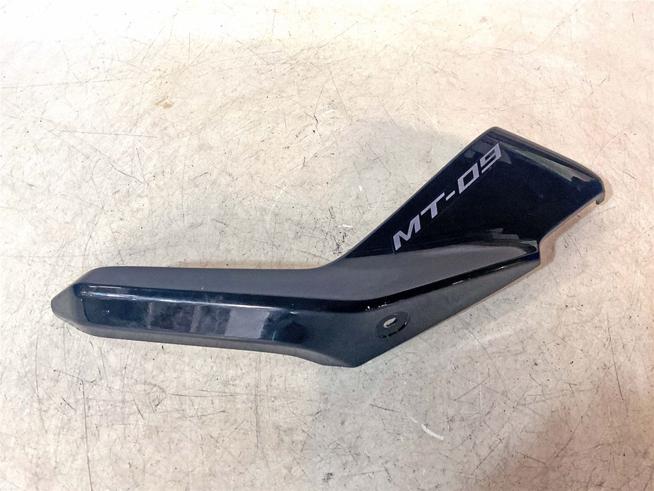 2018 Yamaha YZF R6 Front Rh Fairing - bme-2137x