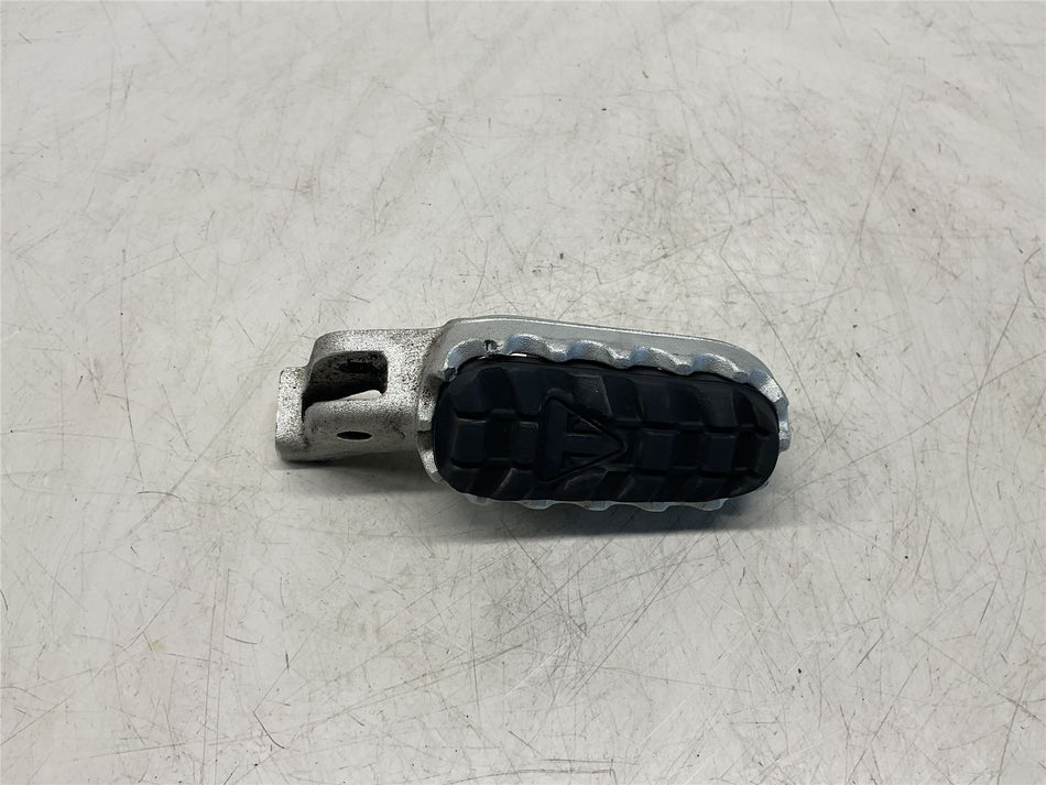 2025 Triumph Tiger 900 GT Pro Left Front Footrest