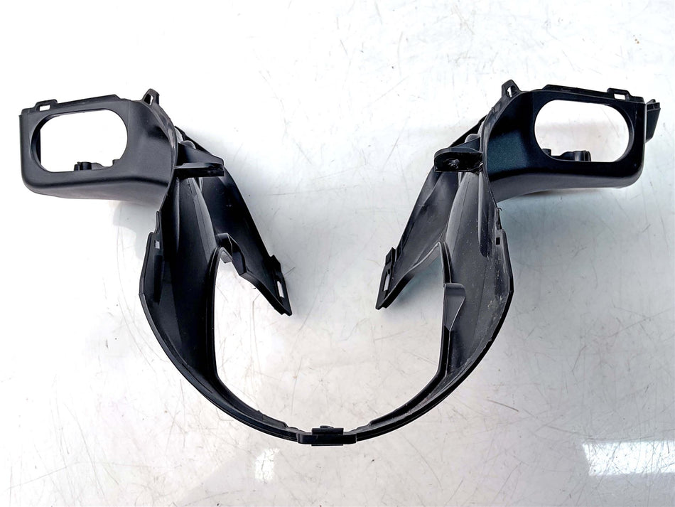 2025 Honda Super Cub 125 LOWER HANDLE COVER - 53206K0G9000