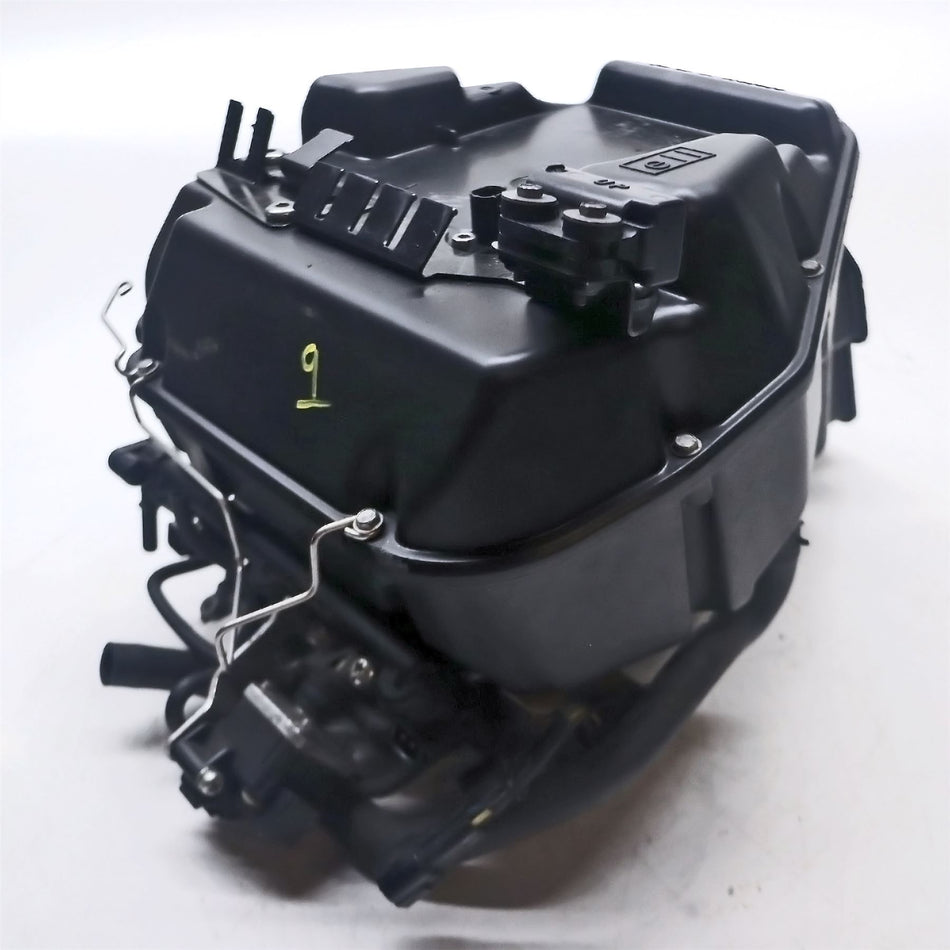 2010 Triumph Street Triple 675 Throttle Bodies & Airbox - T1240478
