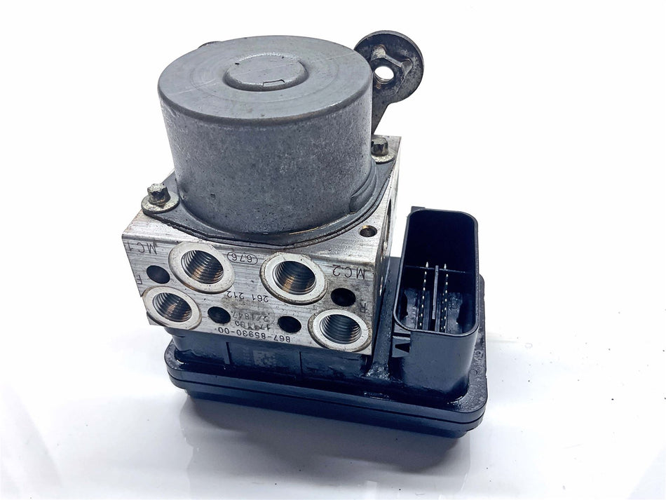 2018 Yamaha MT-10 ABS Pump - B67859300800
