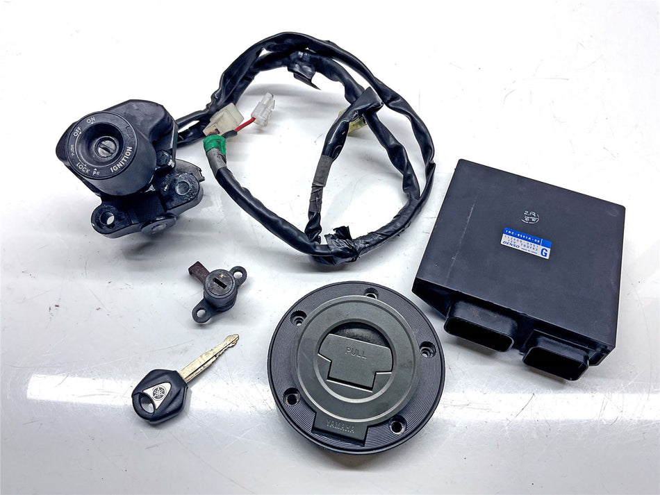 2014 Yamaha MT-09 Lock Set & ECU - Approx 15514 Miles - 2DRW82502000