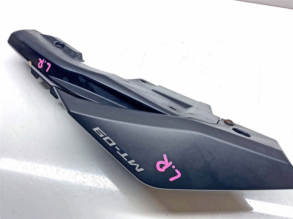 2014 Yamaha MT-09 Left Rear Tail Cover - 1RC217110000