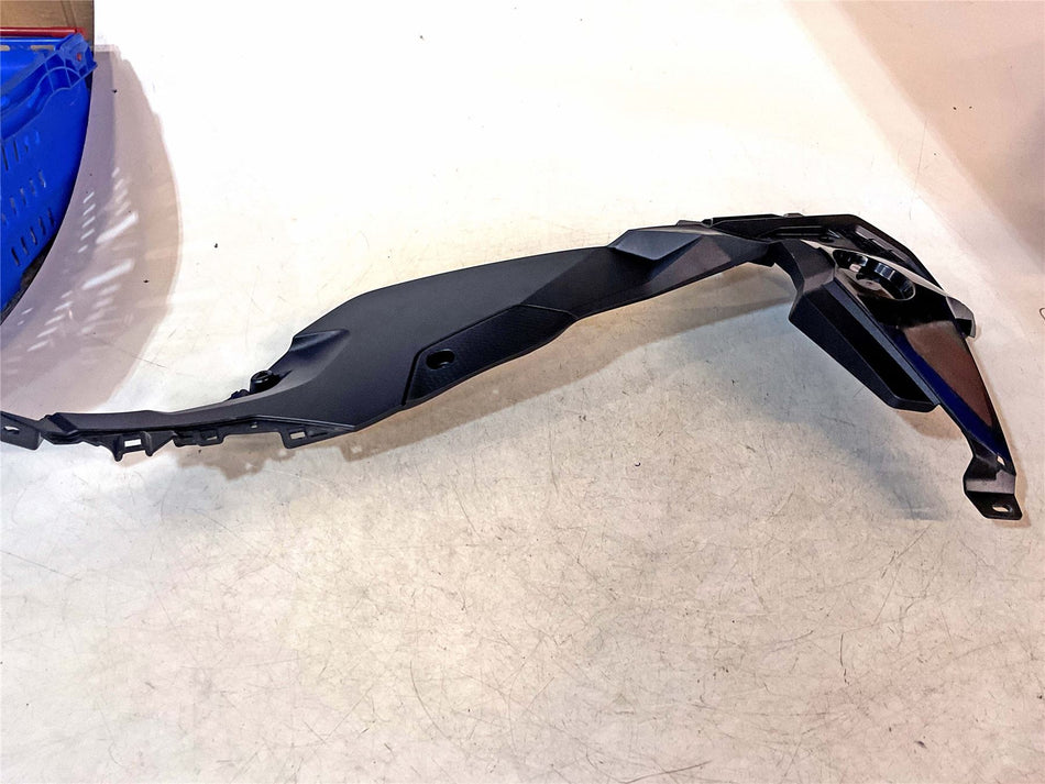 2024 BMW F900R Right Tank Lower Trim - 46638403854