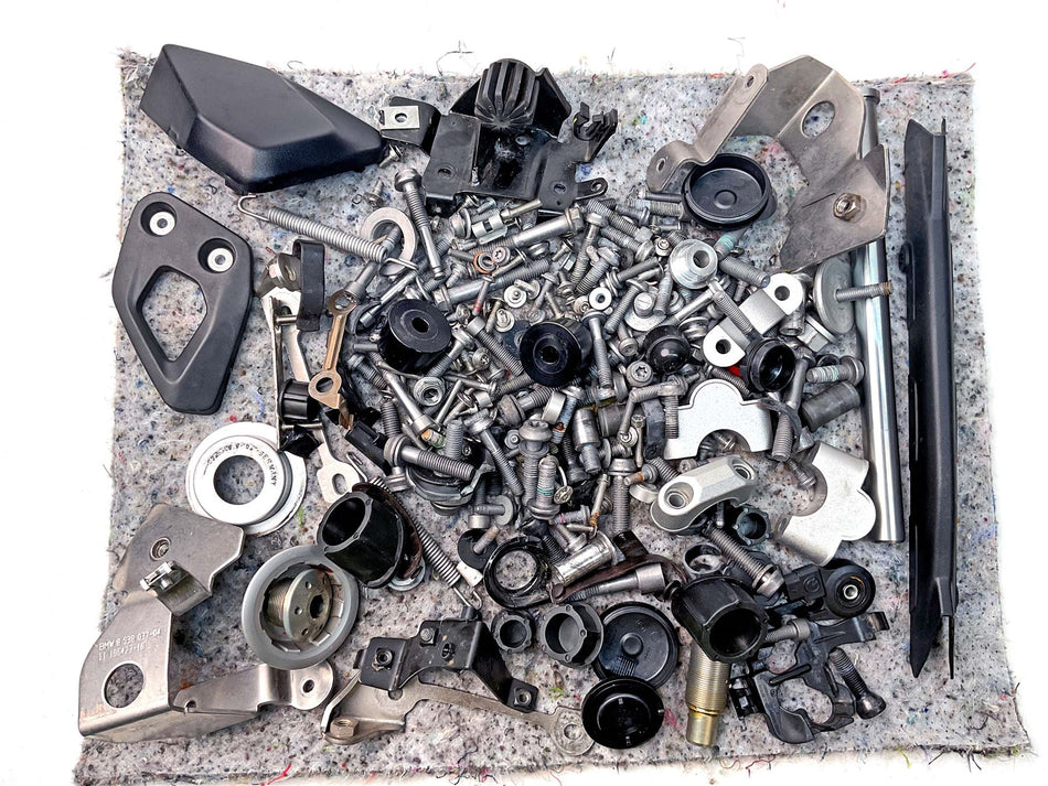 2024 BMW R1250GS Adventure Assorted Nuts, Bolts & Fixings