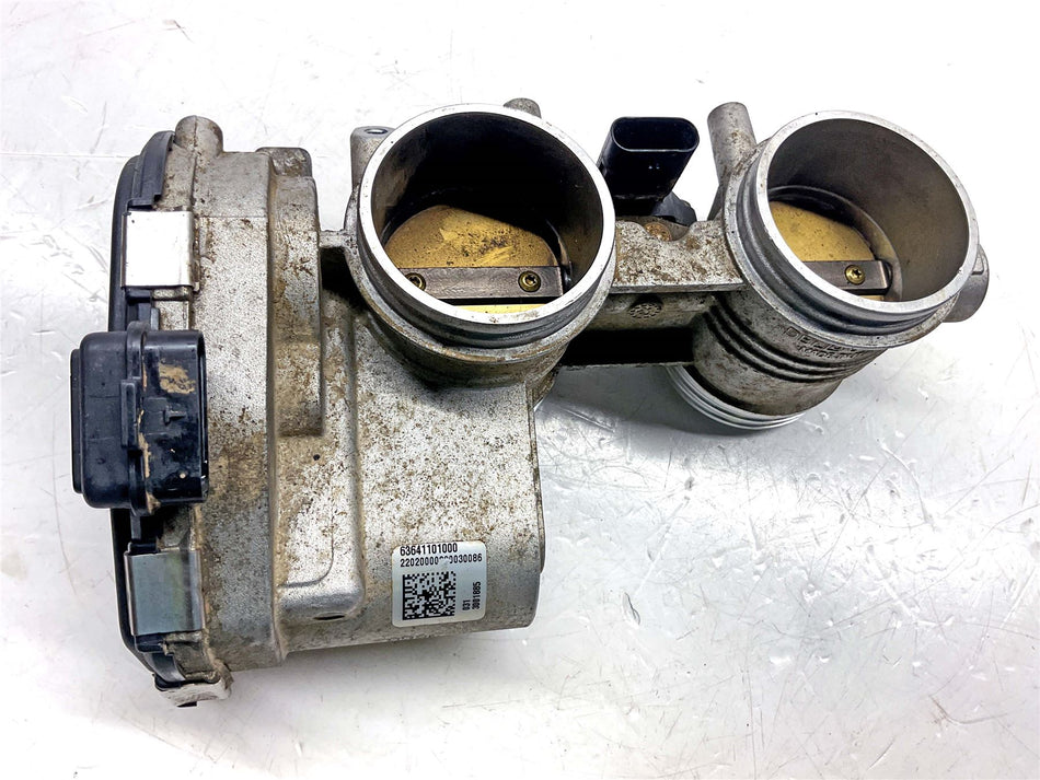 2022 KTM 890 Adventure R Throttle Bodies - 63641101000