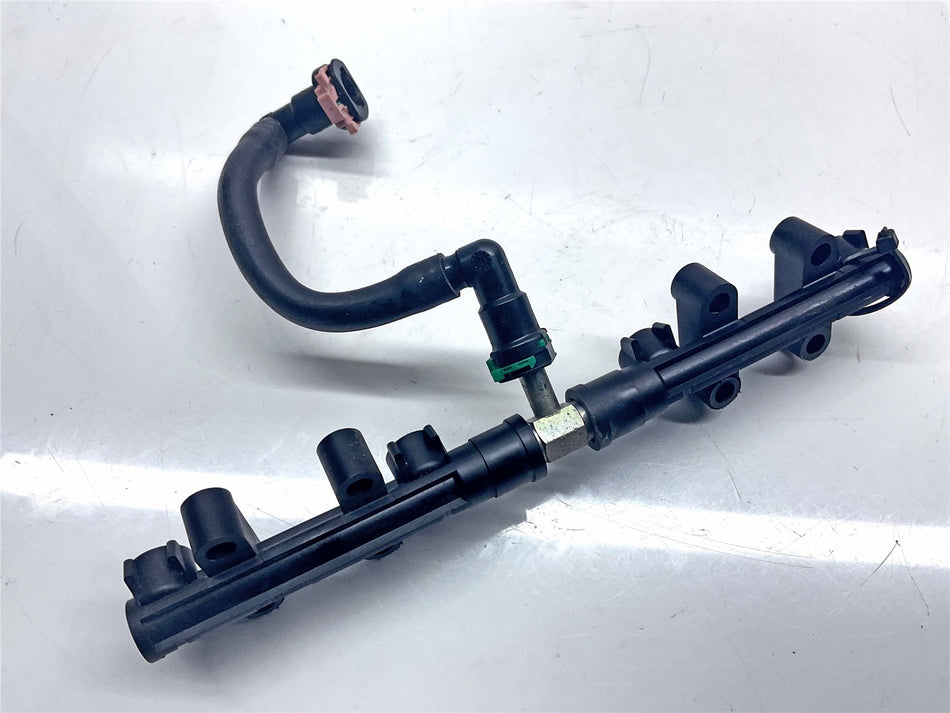 2020 Suzuki GSX-S750Z Fuel Injector Rail - 1347304K00000