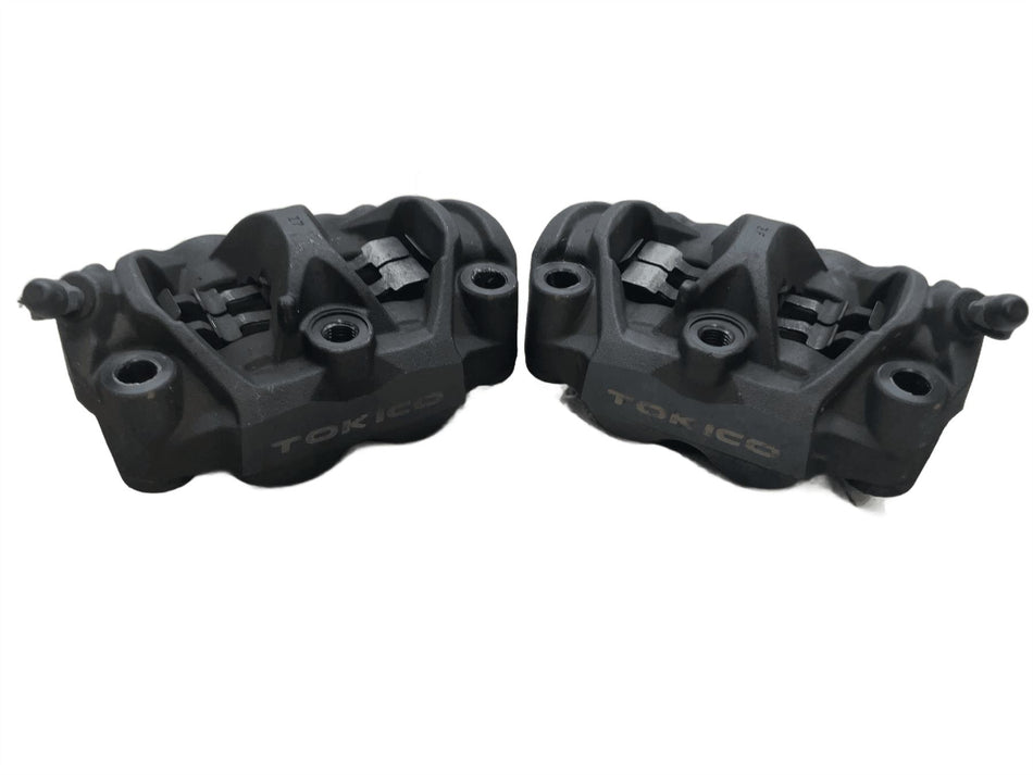 2017 Honda CBR1000RR Fireblade Front Brake Calipers Pair 45150MKFD41