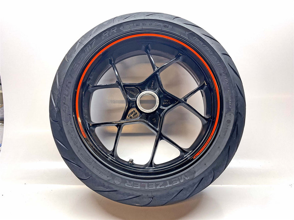 2018 KTM 1290 Super Duke R Rear Wheel & Tyre - 6141010100030