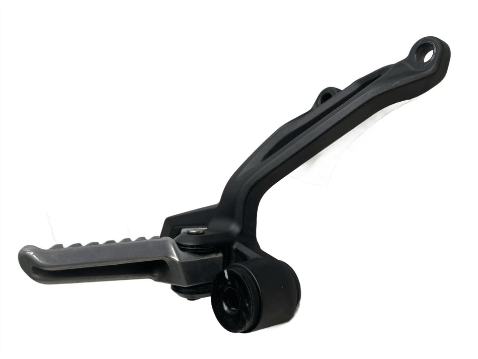 2025 Kawasaki Z900 Rear Right Footrest & Hanger 350631453