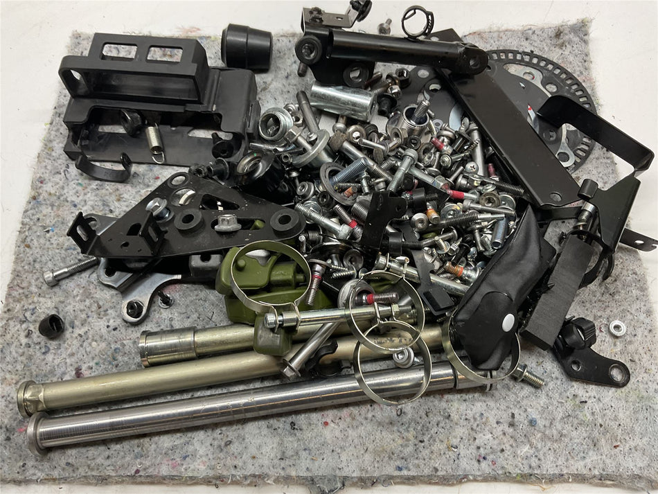 2024 Kawasaki Ninja 1000SX Assorted Nuts, Bolts & Fixings