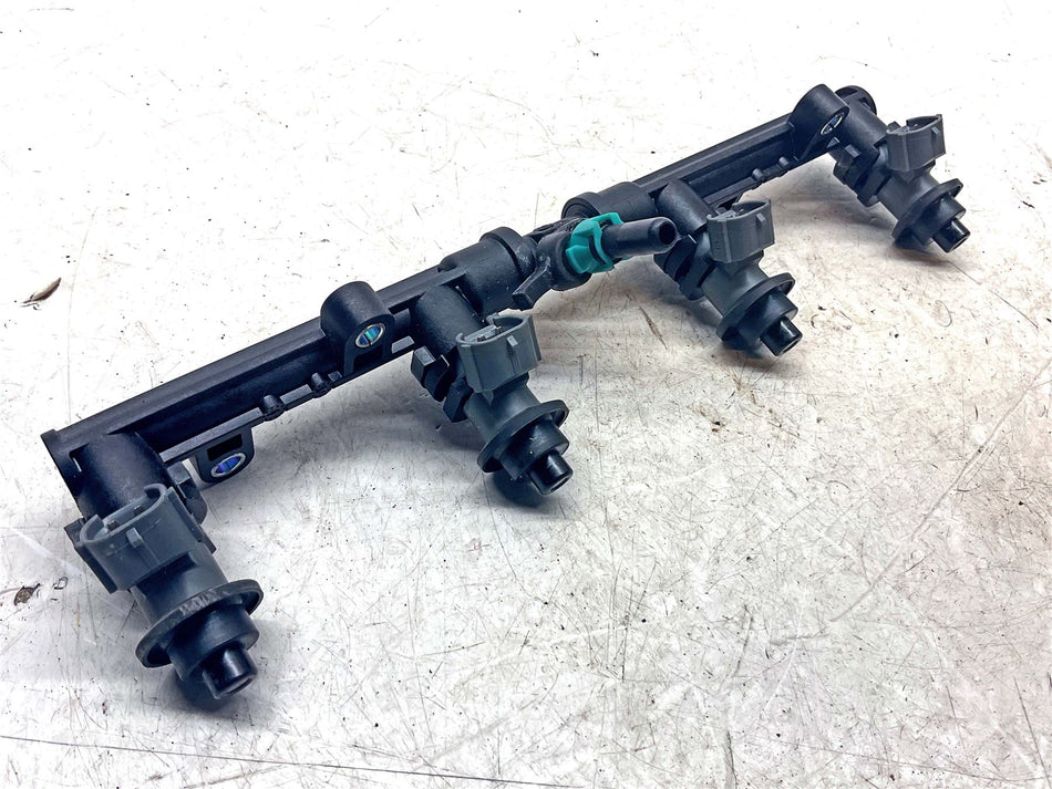 2018 Honda CBR1000RR Fireblade Fuel Injectors - 16460MFL003