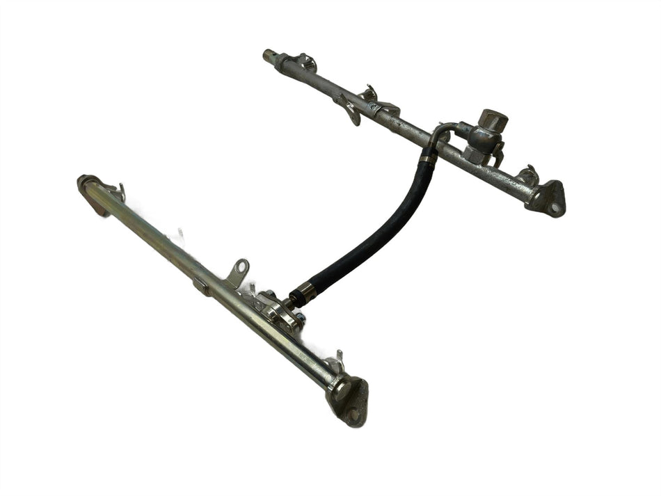 2004 Honda CBR1000RR Fireblade Fuel Injector Rail 16422MEL003