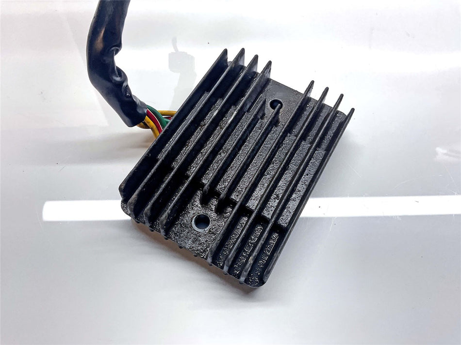2010 Ducati Monster 696 Regulator Rectifier - 54040111C