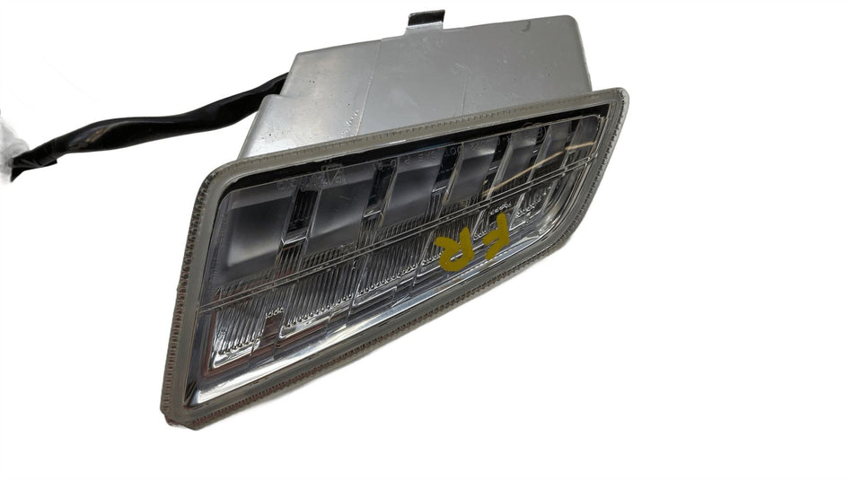 2024 Vespa GTS125 Front Right Indicator LED Light 1D003884